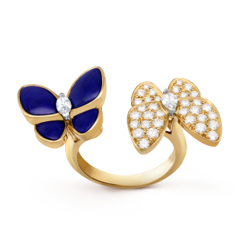 VCARP3DN00 - Two Butterfly Between the Finger ring