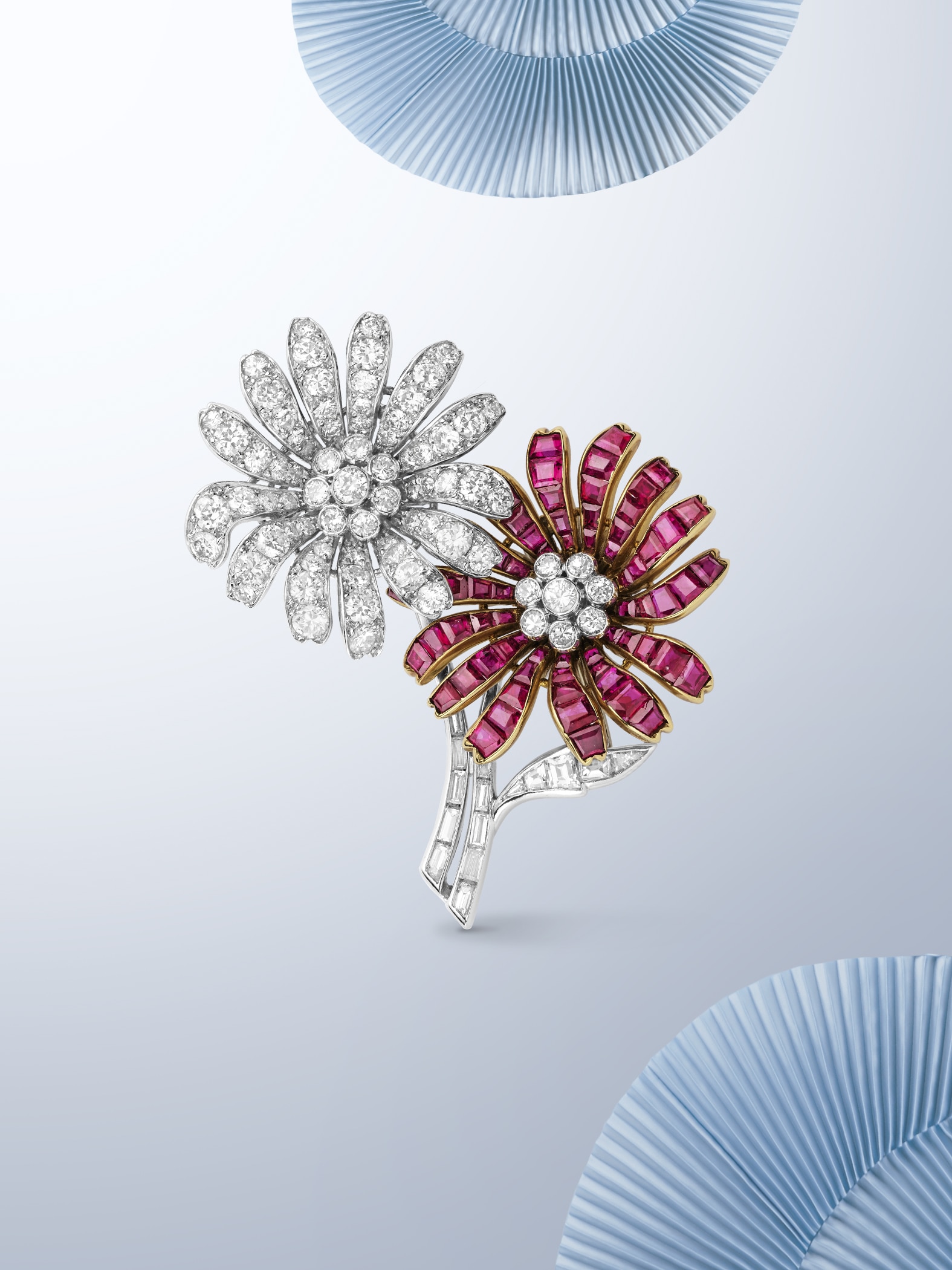 Two flowers brooch, 1937. Platinum, yellow gold, rubies, diamonds. Van Cleef & Arpels Collection.