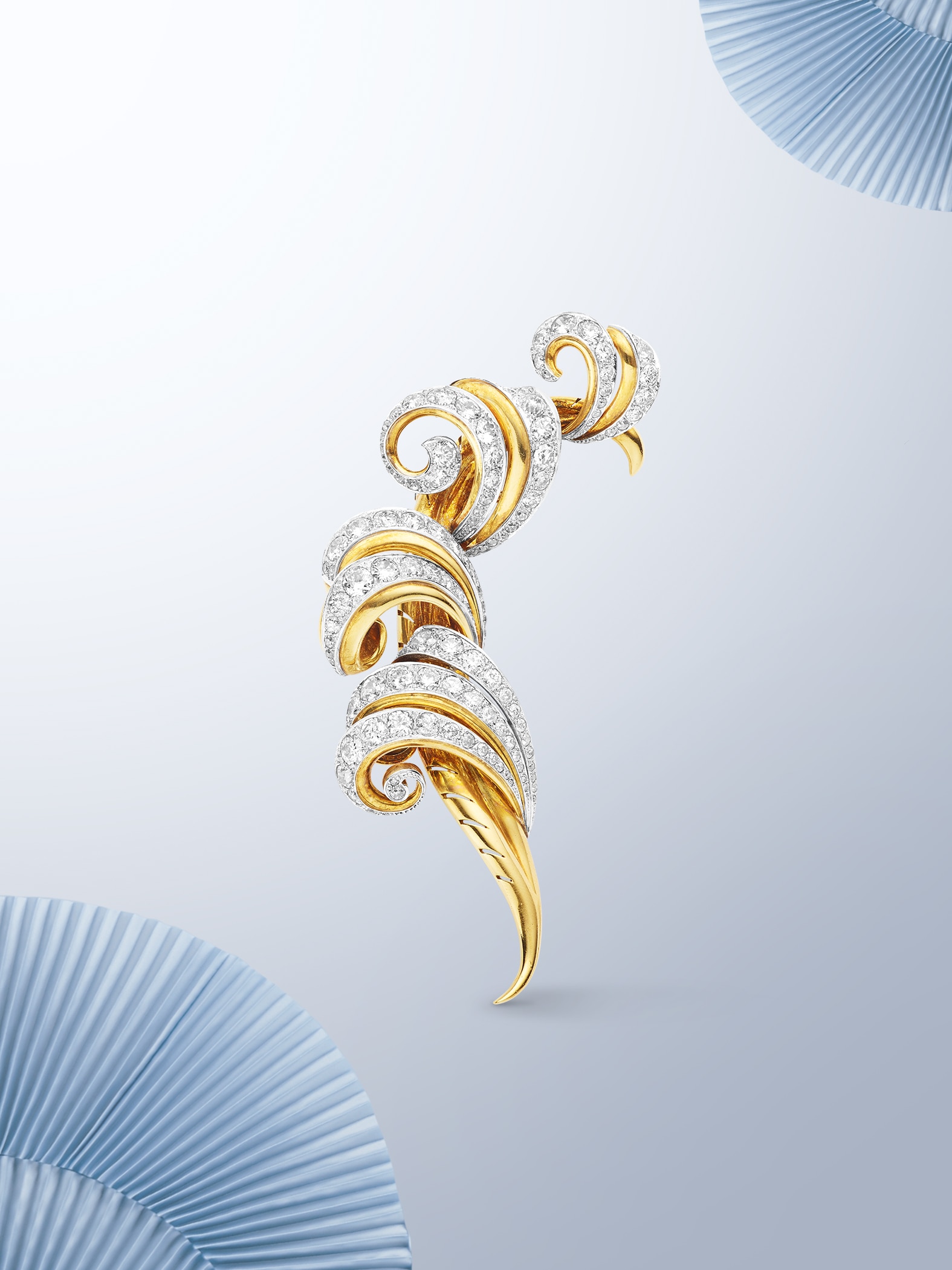 Fern clip, 1942. Platinum, yellow gold, diamonds. Van Cleef & Arpels Collection.